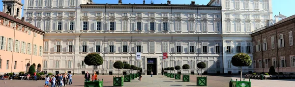 Turim, Piazza Castello com Palácio Real — Fotografia de Stock