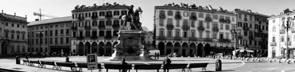 토리노, 광장 Carlo 에마누엘레 2 세 — 스톡 사진