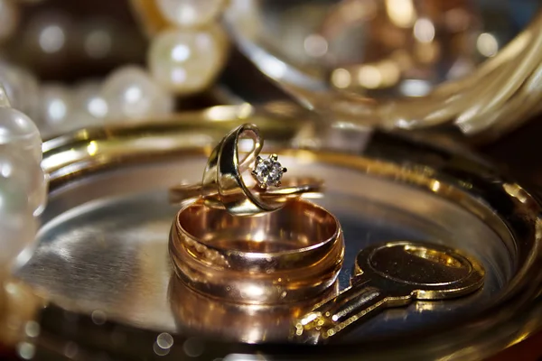 Gold jewelery — Stock Photo, Image