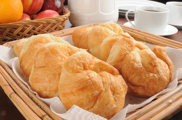 Fresh buttery croissants — Stock Photo, Image