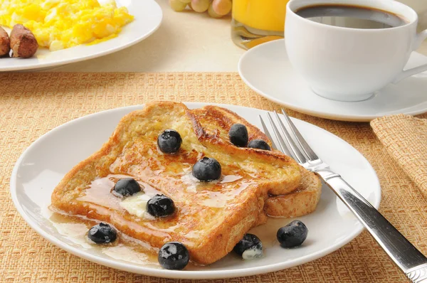 French toast with blueberries — Stock Photo, Image