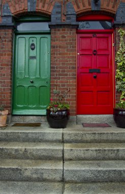 Dublin tipik kapılar