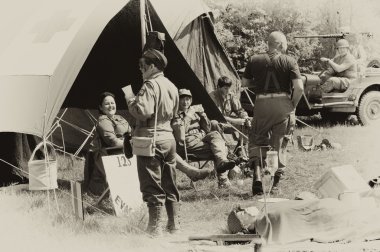 WW2 bize ordu ilk yardım yazısı