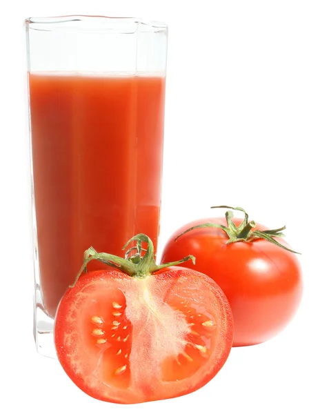 Verre de jus de tomate et de tomates tranchées — Photo