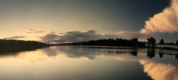 호수 풍경 — 스톡 사진