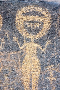 Ancient rock art in Niger depicting a figure