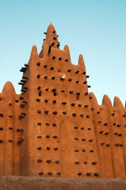 Vertical of minaret on Djenne mosque clipart