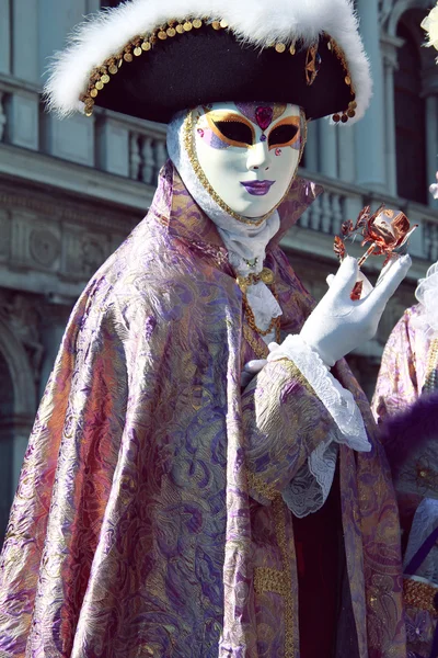 Maska elegancki mężczyzna — Zdjęcie stockowe