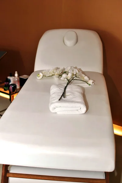 Mesa de massagem Imagem De Stock