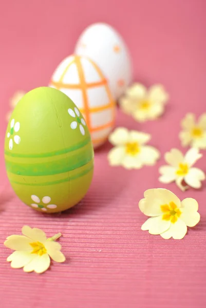 Coloridos huevos de Pascua —  Fotos de Stock