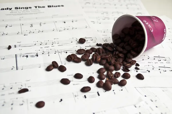 咖啡与音乐 — 图库照片