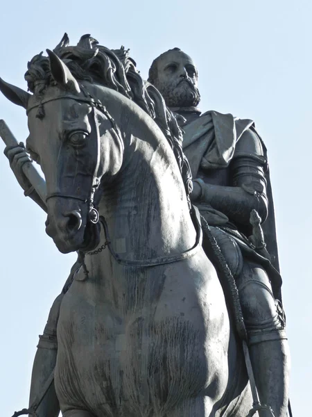 stock image Equestrian statue of Cosimo Medici