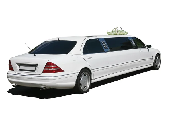Witte bruiloft limousine geïsoleerd — Stockfoto