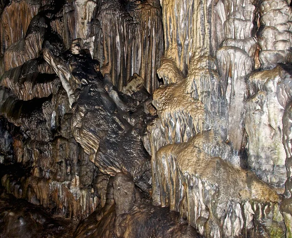 En la antigua cueva . — Foto de Stock