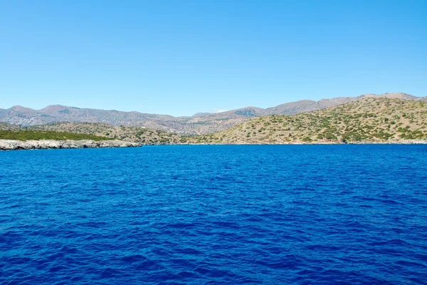 A ilha no Mediterrâneo . — Fotografia de Stock