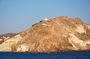 Tepedeki deniz feneri.