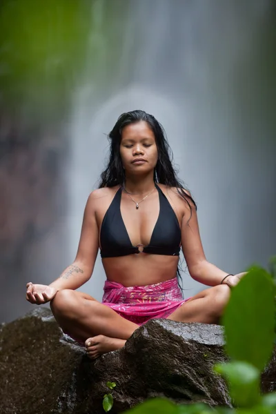 Kadın Meditasyonu — Stok fotoğraf