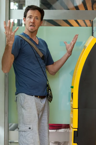 atm şirketinde man