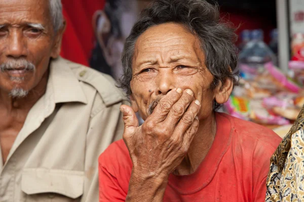 Old Balinese men — Stockfoto