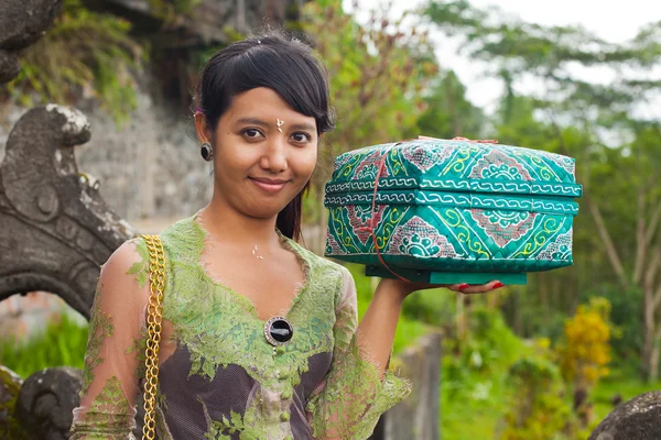 Peziarah tradisional Bali. — Stok Foto