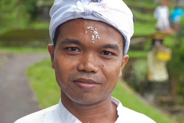 Traditionella balinesiska pilgrimer — Stockfoto