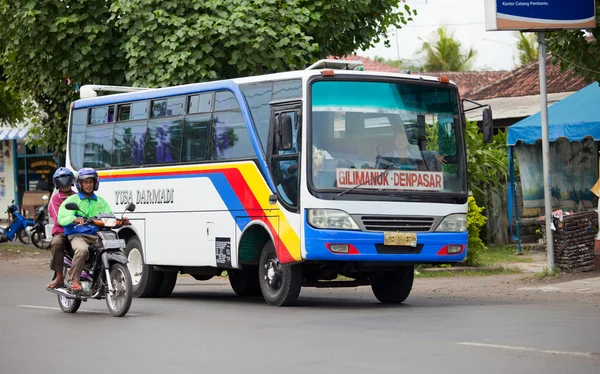 Gilimanuk buss — Stockfoto