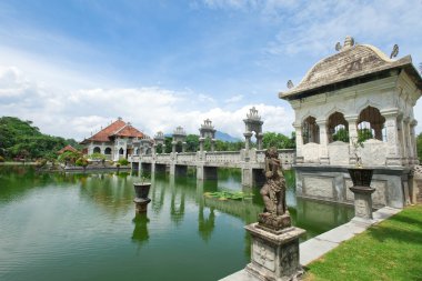 Bali 'deki su tapınağı