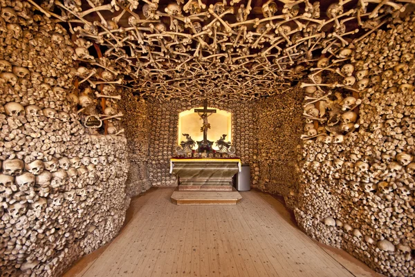 Kaplicas czaszek - ossuary — Stockfoto
