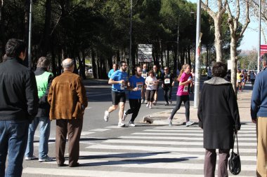 yarı maraton koşucu