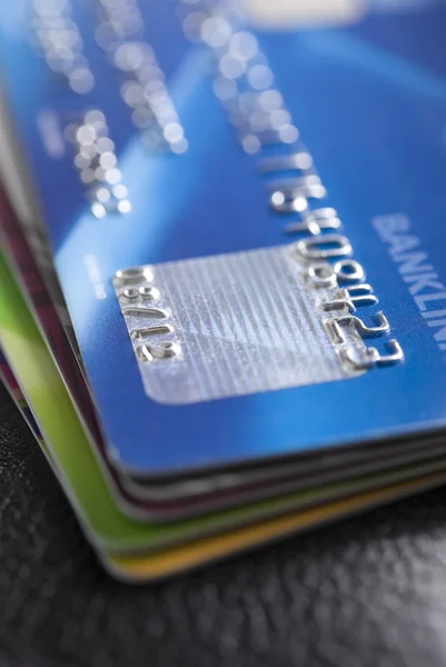 Stapel von Kreditkarten — Stockfoto