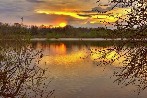 ドニエプル川に沈む夕日 — ストック写真