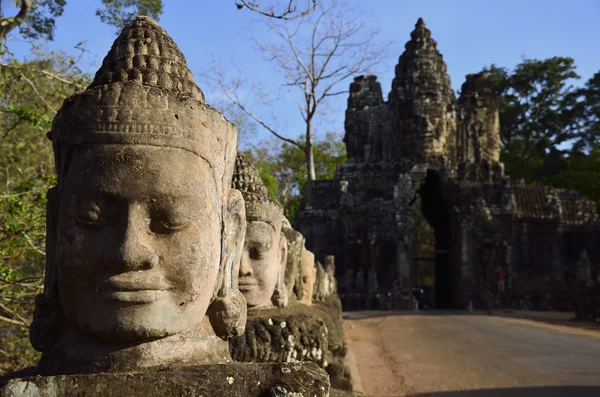 Bridge at South Gate of Angkor Tom - Cambodia — Stock Photo, Image