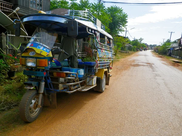 Tuktuk — Photo