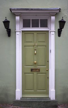 yeşil ön kapı