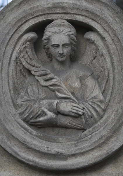 Stone angel — Stock Photo, Image