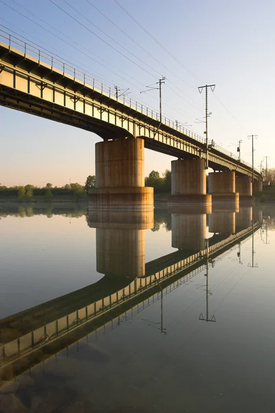 Железнодорожный мост — стоковое фото
