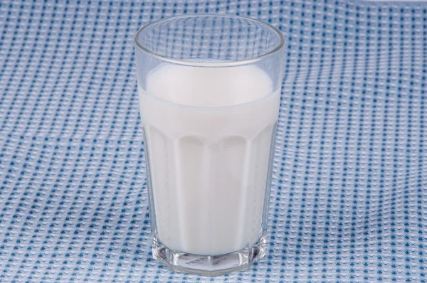 Glas melk Stockafbeelding