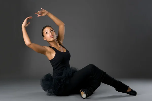 古典芭蕾舞女演员 — 图库照片