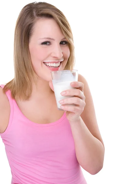 Kvinna med glas mjölk — Stockfoto