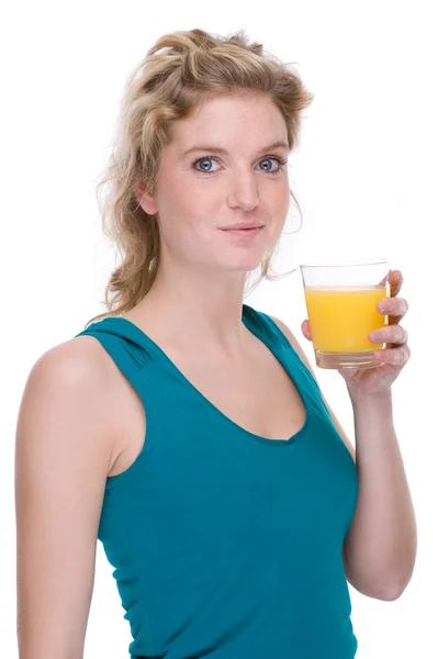 Vrouw met sinaasappelsap — Stockfoto