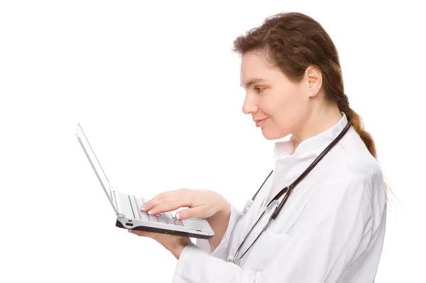 Läkare med bärbar dator — Stockfoto