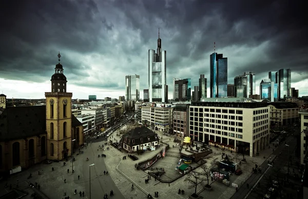 Dramatiske byrom Frankfurt am Main sentrum – stockfoto