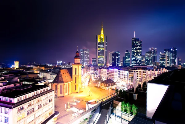 Frankfurt centrum w nocy — Zdjęcie stockowe