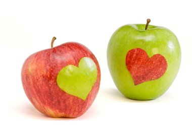 İki sevgili elma