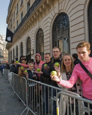 Paris, Fransa - 16 Mart 2012