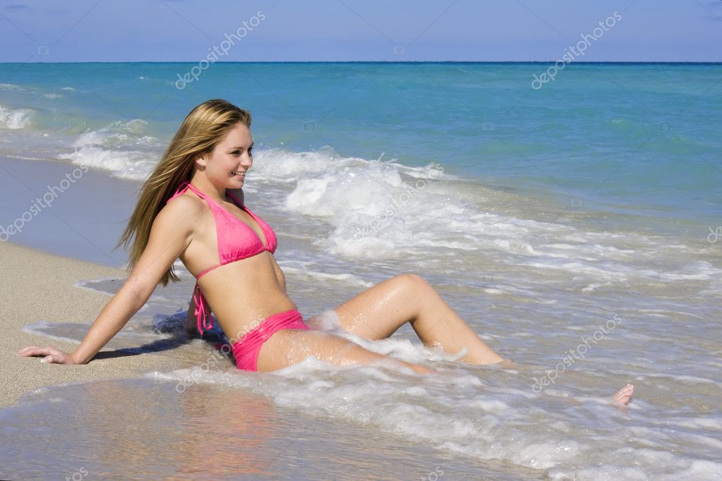 Beach teen photo