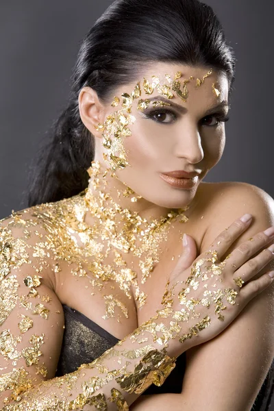 Žena ve zlatě — Stock fotografie