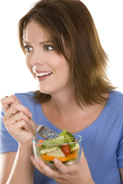 Casual kvinna äta sallad — Stockfoto