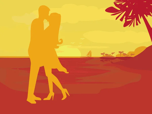 Sylwetka para całowanie na tropikalnej plaży — Zdjęcie stockowe