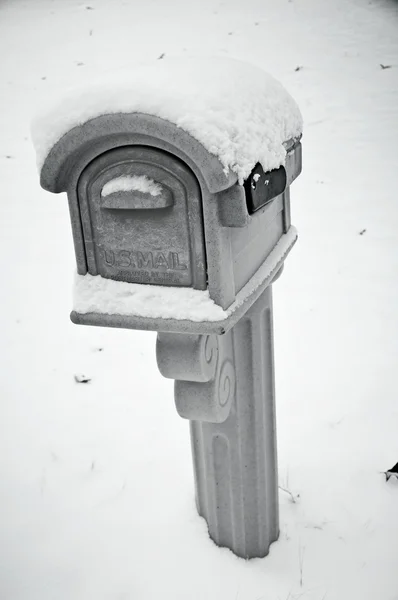 Caixa de correio gelada — Fotografia de Stock